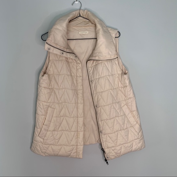 Eileen Fisher Jackets & Blazers - Eileen Fisher Cream Lightweight Quilted Puffer Vest
